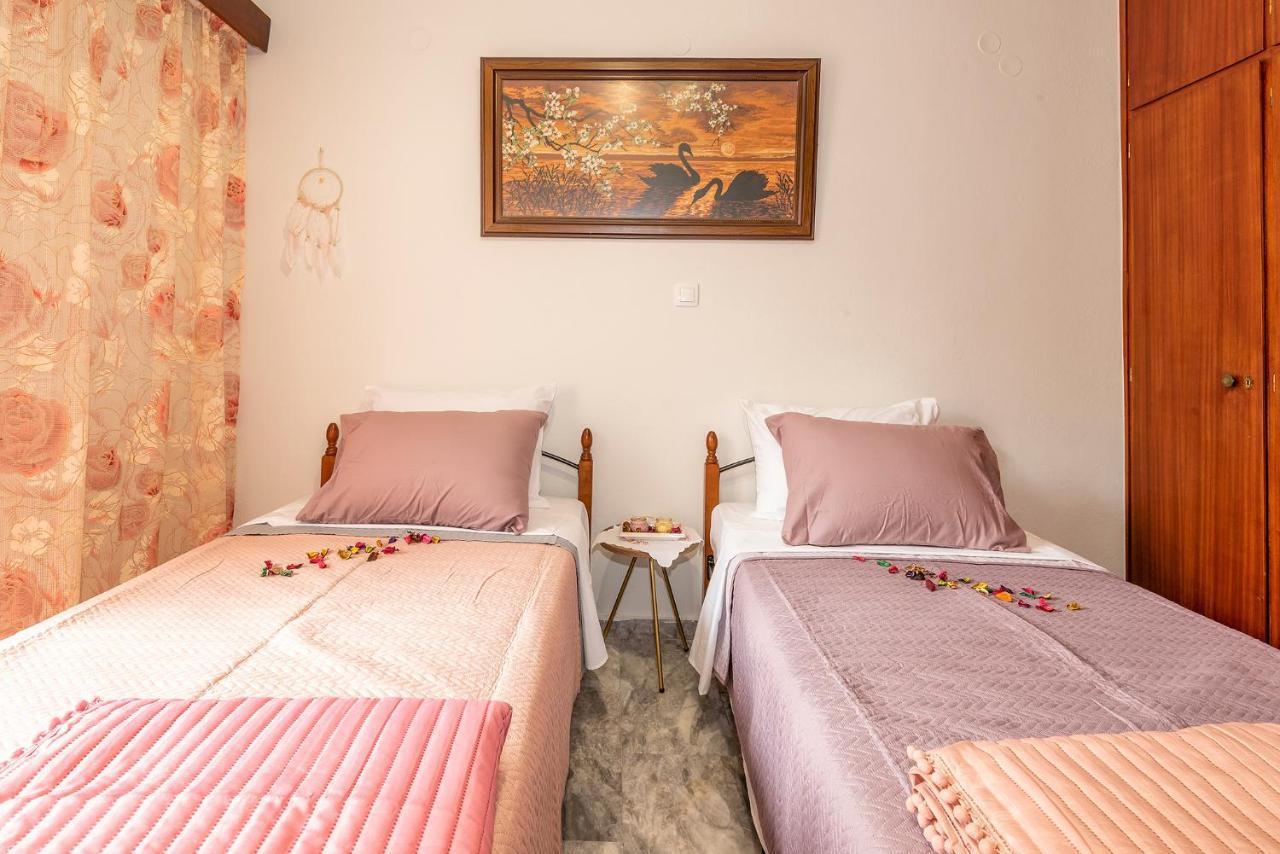 Stratos Seaside corner apartment Rethymno Exterior foto