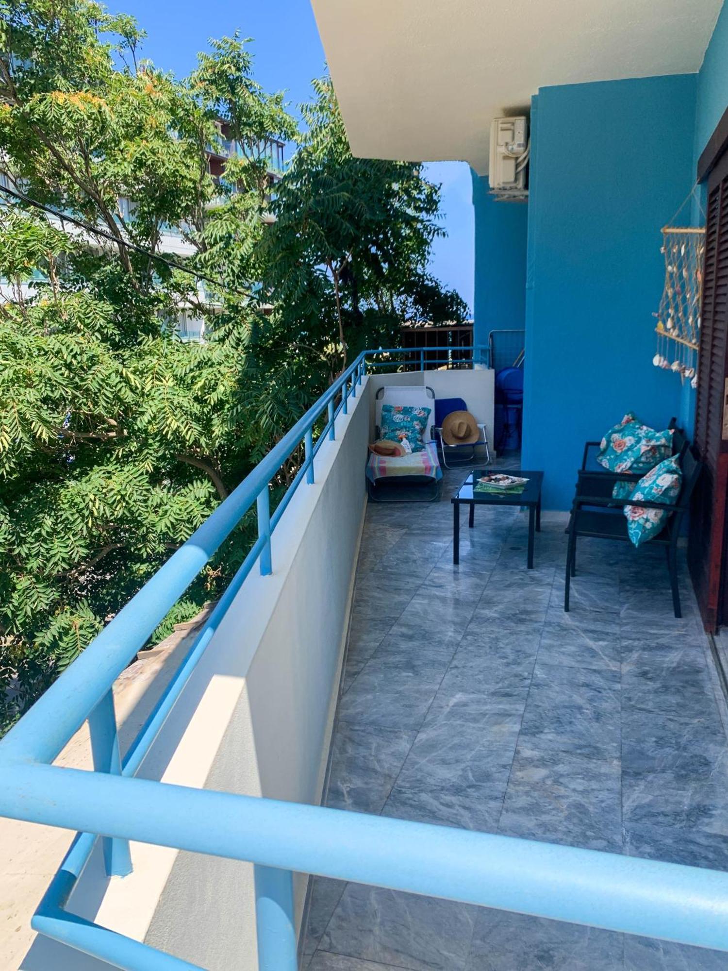 Stratos Seaside corner apartment Rethymno Exterior foto
