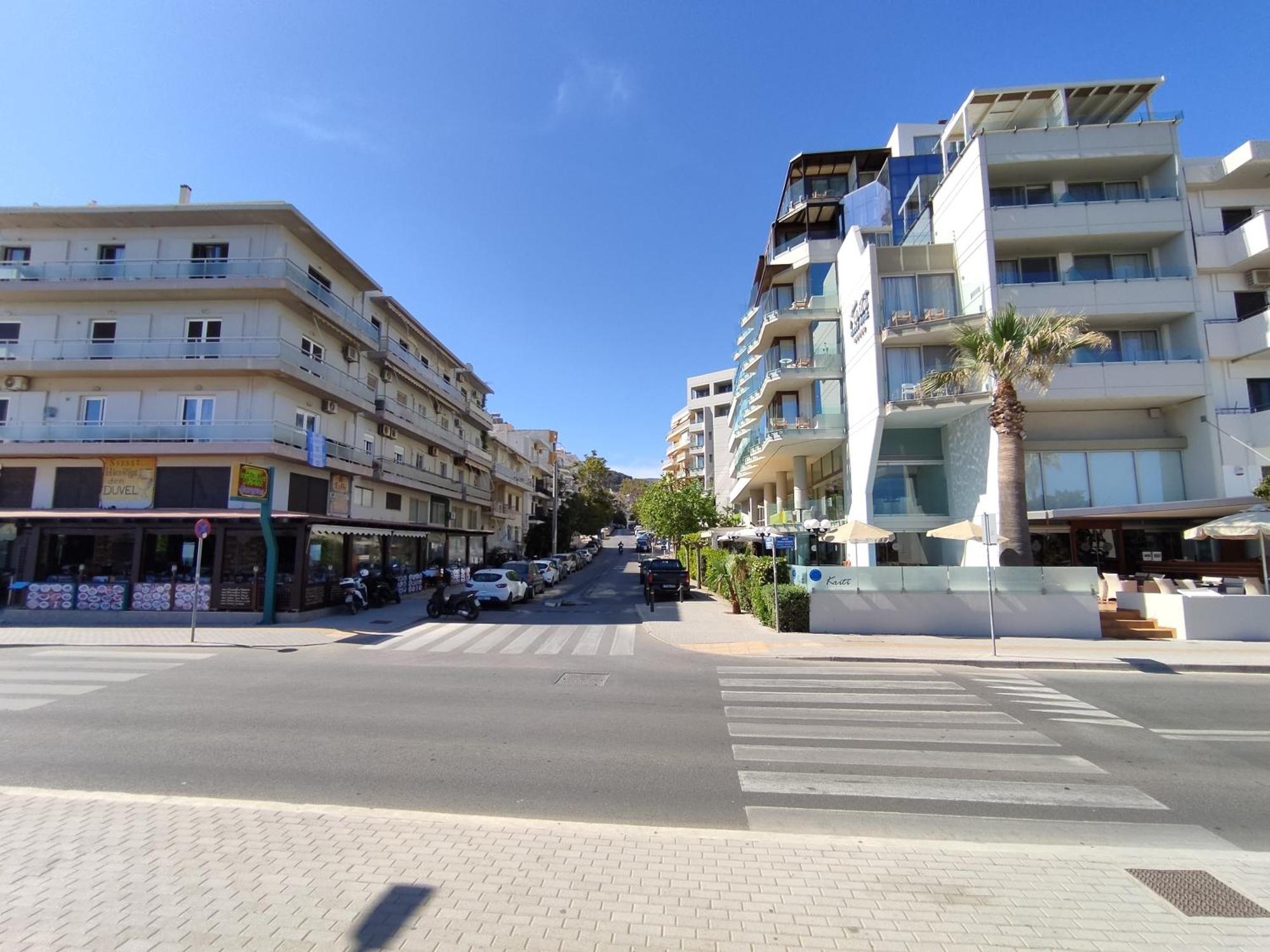 Stratos Seaside corner apartment Rethymno Exterior foto