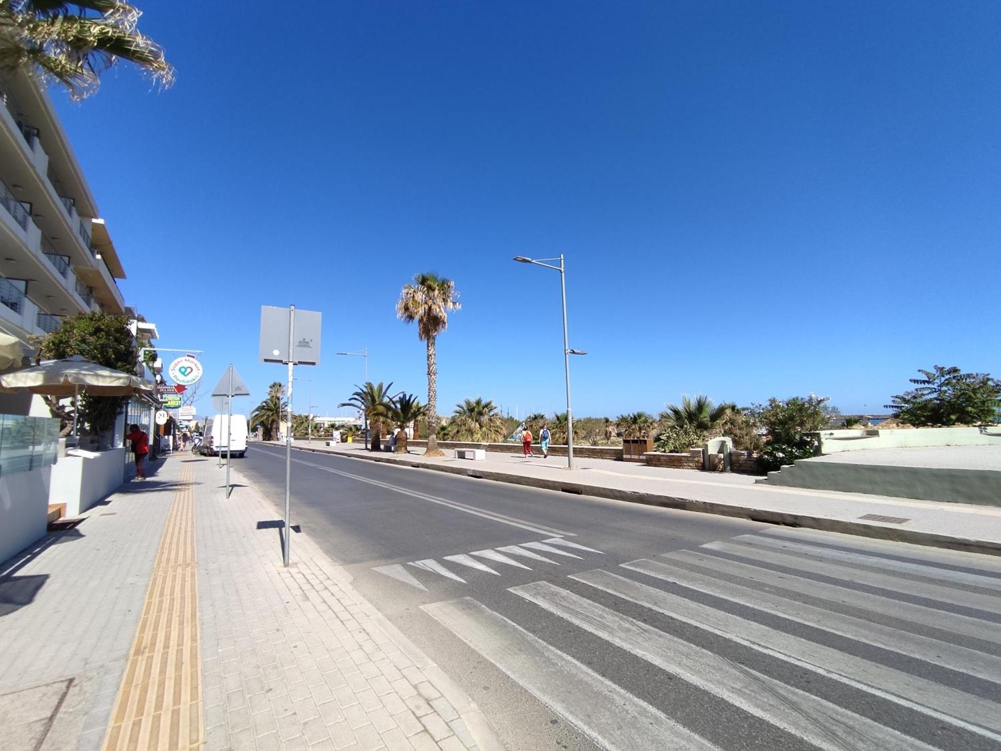 Stratos Seaside corner apartment Rethymno Exterior foto